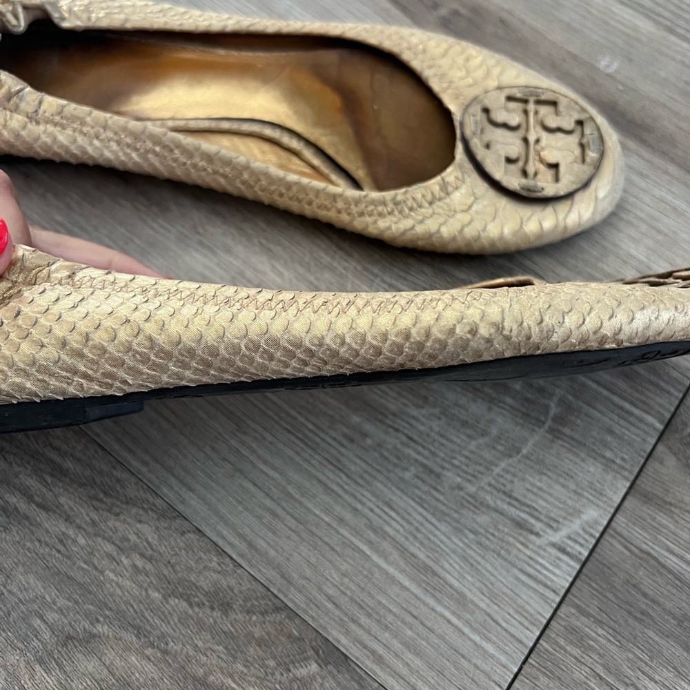 Tory Burch Gold Fish Scale Ballet Flats - Picture 6 of 7